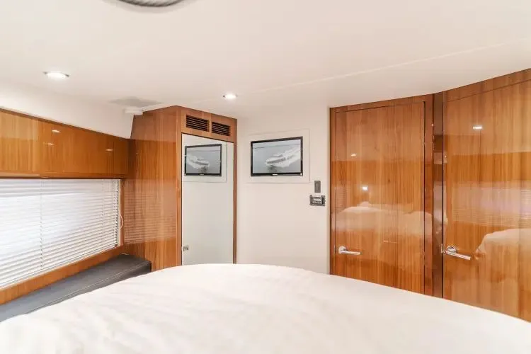 Slide: The Image of 2013 Princess V52 - Image 21 - 21