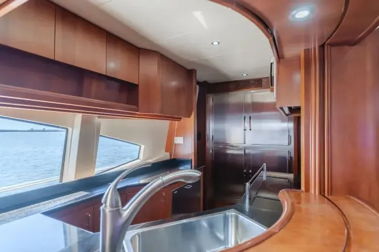 Slide: The Image of 2005 Azimut 85 Ultimate - Image 14 - 14