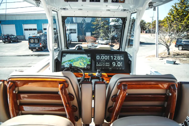 Slide: The Image of Interior view of 2024 Everglades 315 Center Console boat. - 13