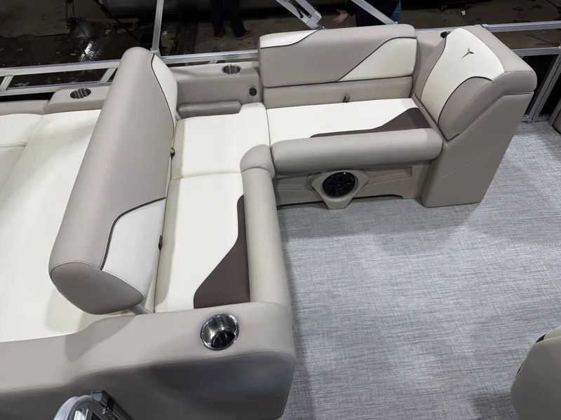 Slide: The Image of Interior of 2025 Tahoe Sport VRB 2385 Swingback boat. - 16
