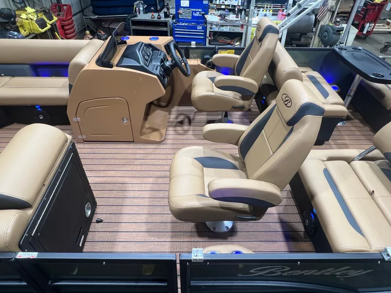 Slide: The Image of Interior of Bentley Pontoons Legacy 220 QSB Swingback 2026. - 3