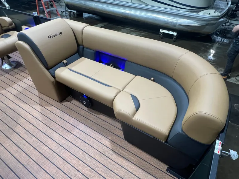 Slide: The Image of Luxurious seating in Bentley Pontoons Legacy 220 QSB, model year 2026. - 7