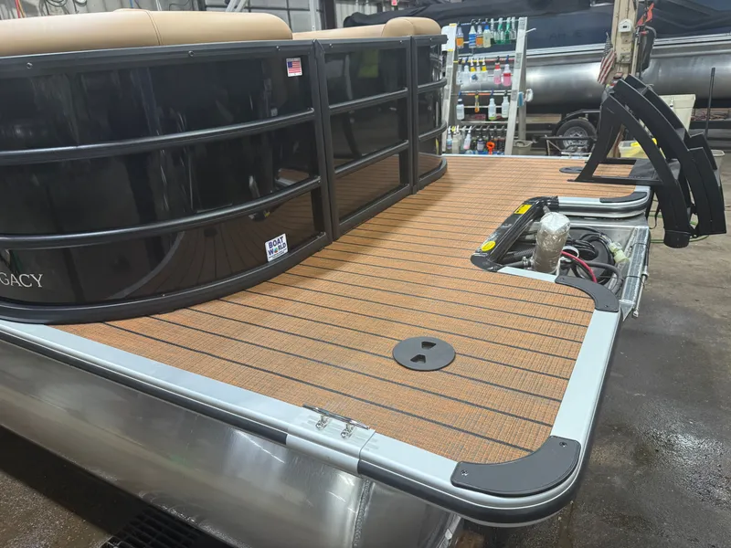 Slide: The Image of 2026 Bentley Pontoons Legacy 220 Navigator with Honda 4-Stroke EFI engine. - 37