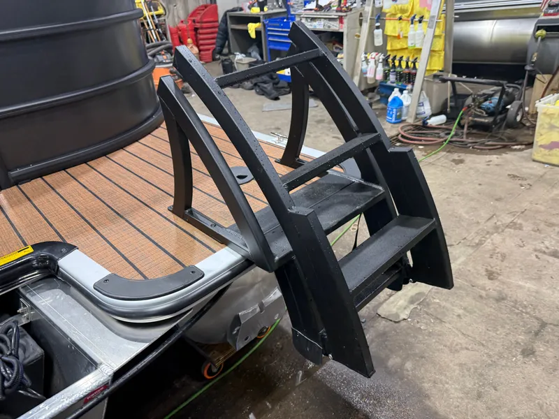 Slide: The Image of Bentley Pontoons Legacy 220 Navigator Quad Lounge & Honda 4-Stroke EFI 2026 - 35