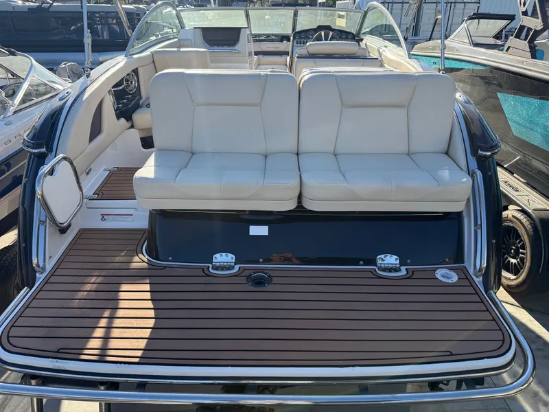 Slide: The Image of 2015 Bryant Calandra boat with 350 MAG engine, 320 HP, interior view. - 3