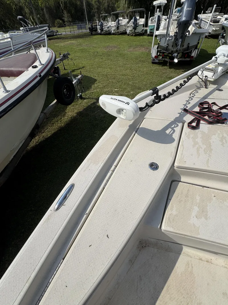 Slide: The Image of Blue Wave 2200 PureBay 2020 on a boat lot. - 13