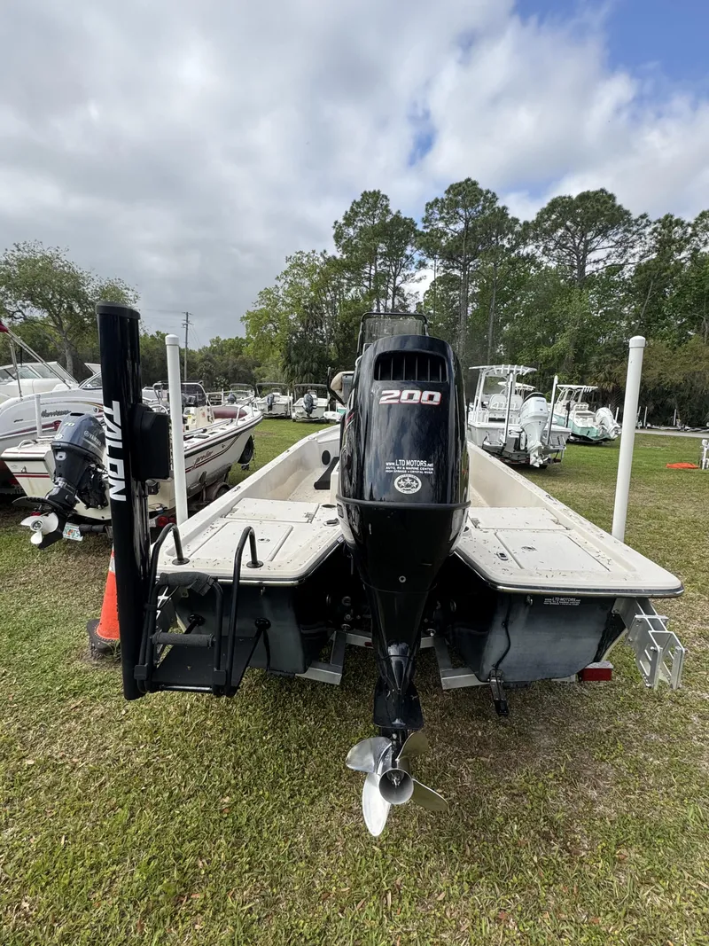 Slide: The Image of 2020 Blue Wave 2200 PureBay boat with outboard motor. - 37