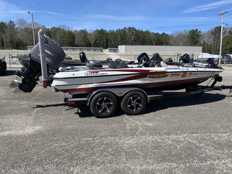 The Image of Triton 19X2 2008 - 1