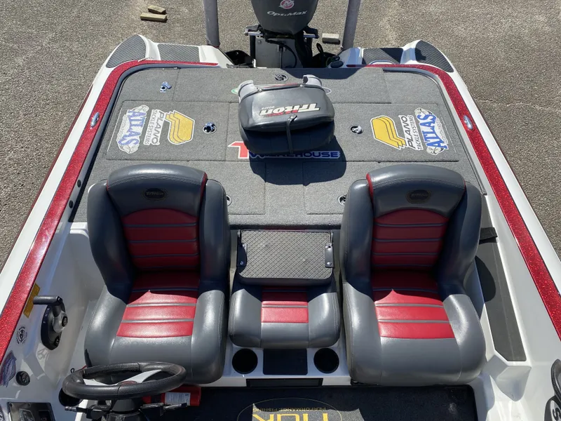 Slide: The Image of Triton 19X2 2008 - 14