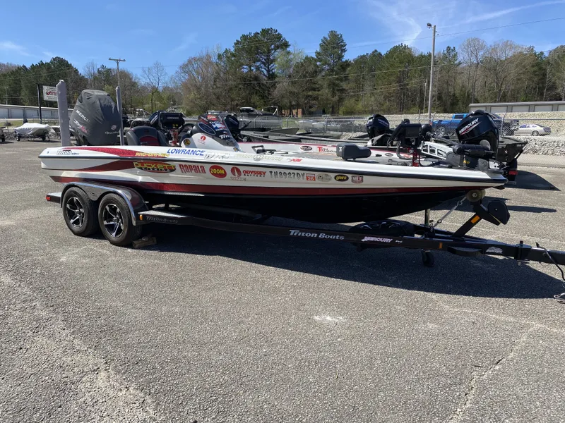 Slide: The Image of Triton 19X2 2008 - 6