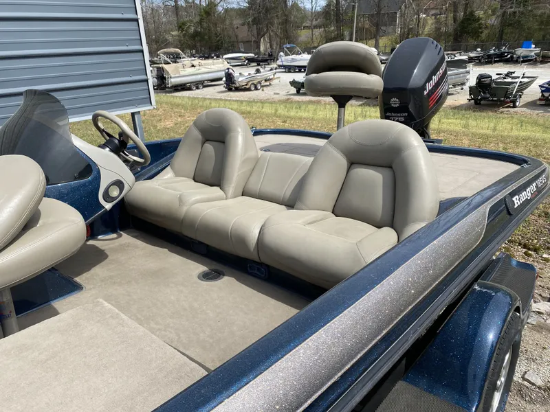 Slide: The Image of Ranger 185 VS 2003 - 2