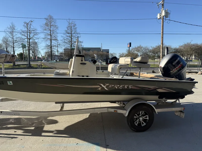 Slide: The Image of Xpress H20 2016 - 6