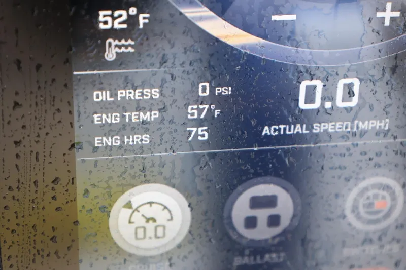 Slide: The Image of Dashboard of 2023 Tigé Z3 boat showing engine stats and speed. - 44