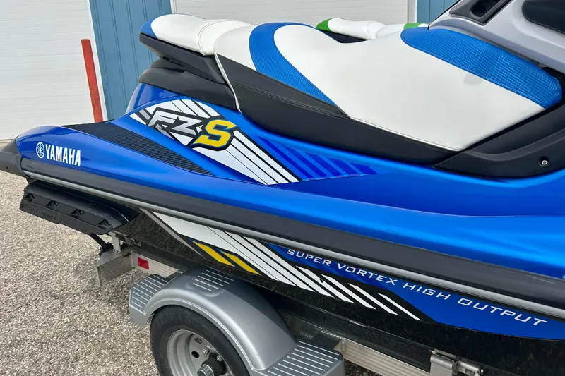 Slide: The Image of 2016 Yamaha WaveRunner FZS in blue, featuring "Super Vortex High Output" design. - 7