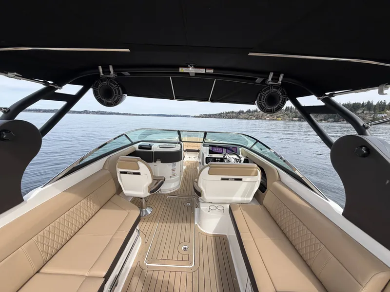 Slide: The Image of Sea Ray SLX 280 2019 - 19