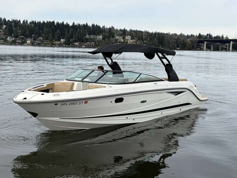 Slide: The Image of Sea Ray SLX 280 2019 - 2
