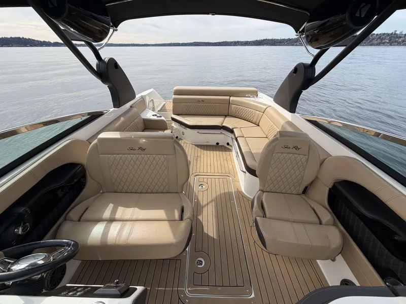 Slide: The Image of Sea Ray SLX 280 2019 - 24