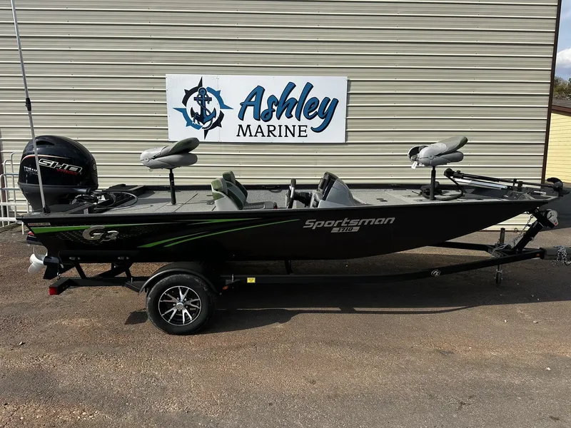 The Image of 2025 G3 Sportsman 1710 PFX boat at Ashley Marine. - 1