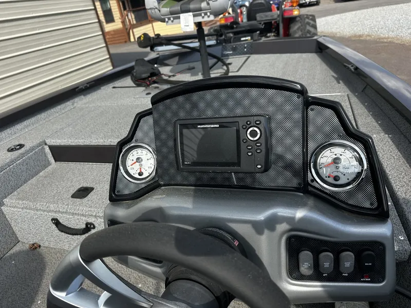 Slide: The Image of Dashboard of 2025 G3 Sportsman 1710 PFX with tachometer and GPS. - 7