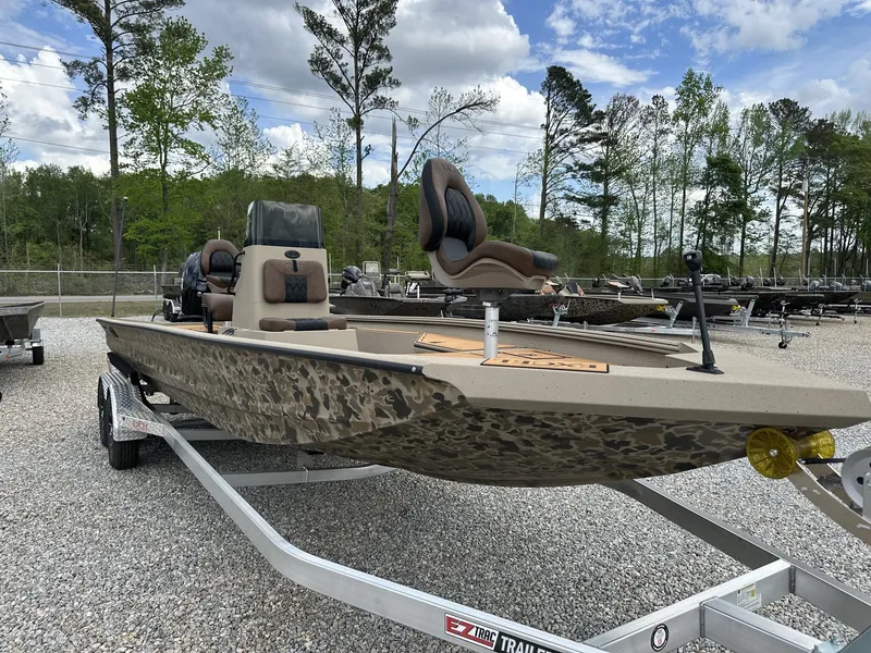 Slide: The Image of Excel 230 Bay Pro 2026 - 2