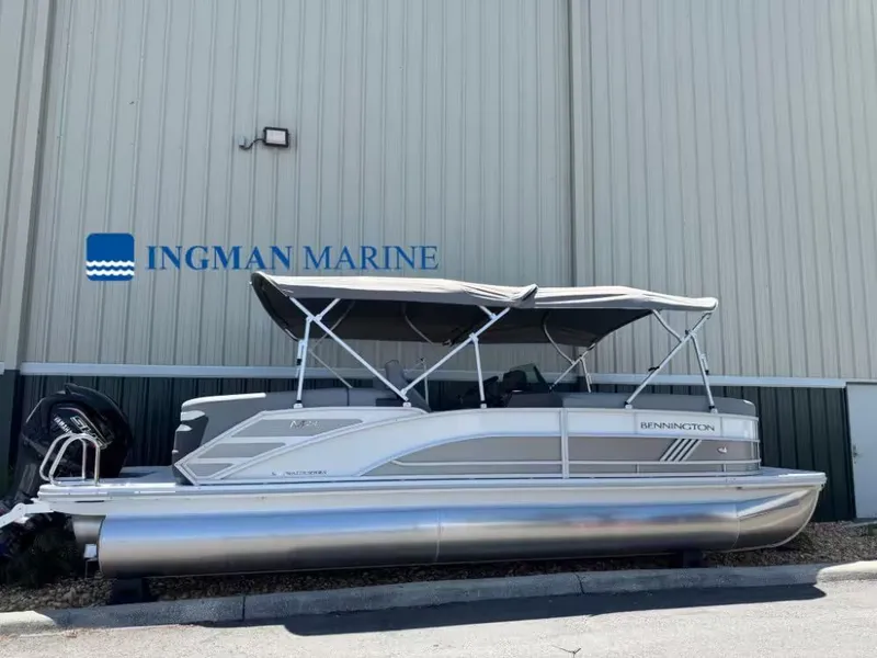 The Image of 2026 Bennington 24 MFB pontoon boat at Ingman Marine. - 1