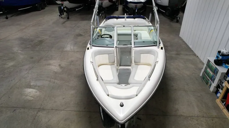 Slide: The Image of MasterCraft 205V 2001 - 29