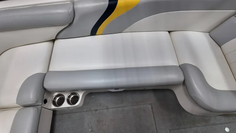 Slide: The Image of MasterCraft 205V 2001 - 43