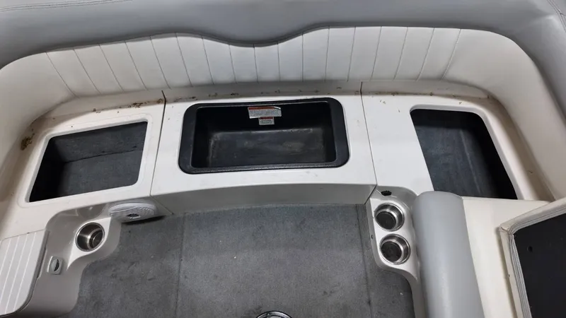 Slide: The Image of MasterCraft 205V 2001 - 46