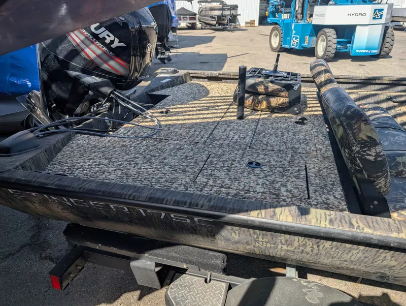 Slide: The Image of 2018 Lowe Stinger 175C boat with Mercury engine on trailer. - 9