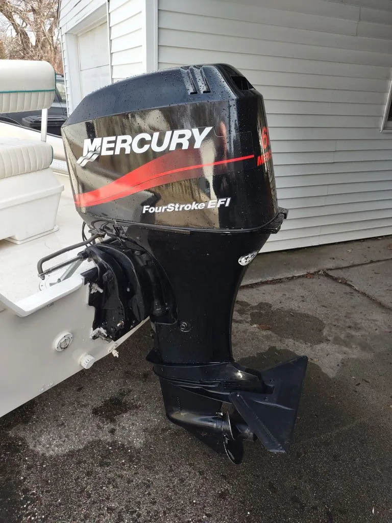 Slide: The Image of Key Largo 160 Center Console 2002 - 15