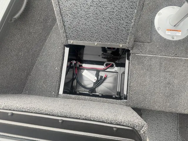 Slide: The Image of Lund 1650 Rebel XL Sport 2026 - 22