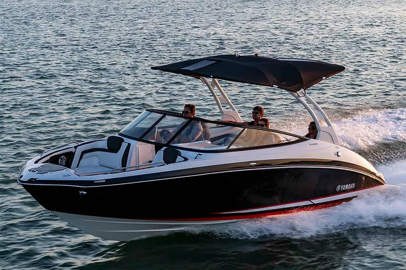 Slide: The Image of Yamaha 242SE 2020 - 23