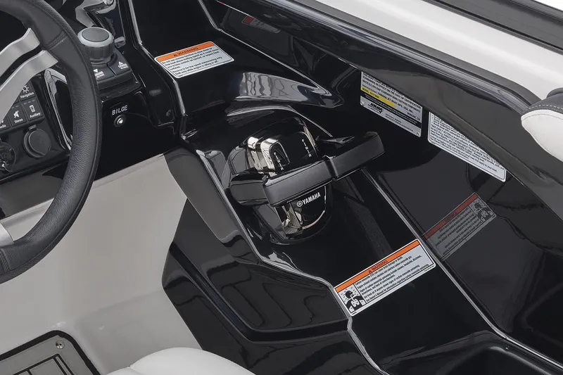 Slide: The Image of Yamaha 242SE 2020 - 27