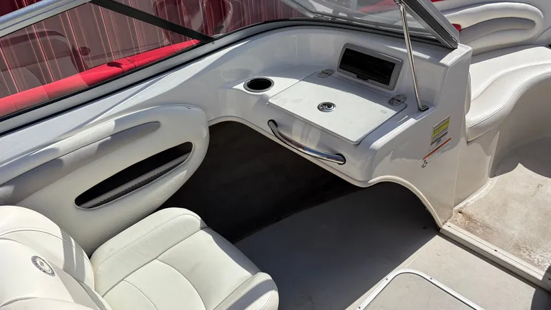 Slide: The Image of Stingray 195 LS/LX/LR 2009 - 8