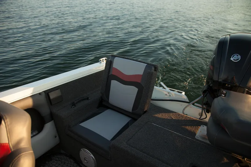 Slide: The Image of Lowe Fish & Ski FS1610 2017 - 24