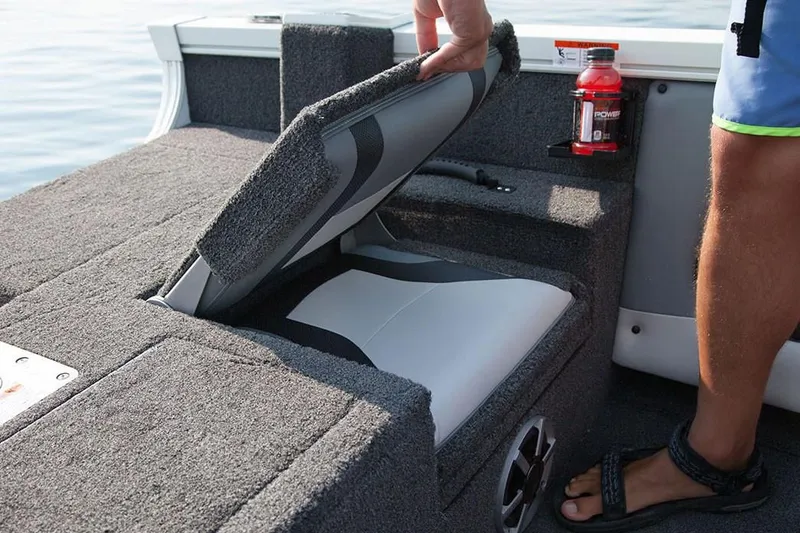 Slide: The Image of Lowe Fish & Ski FS1610 2017 - 25