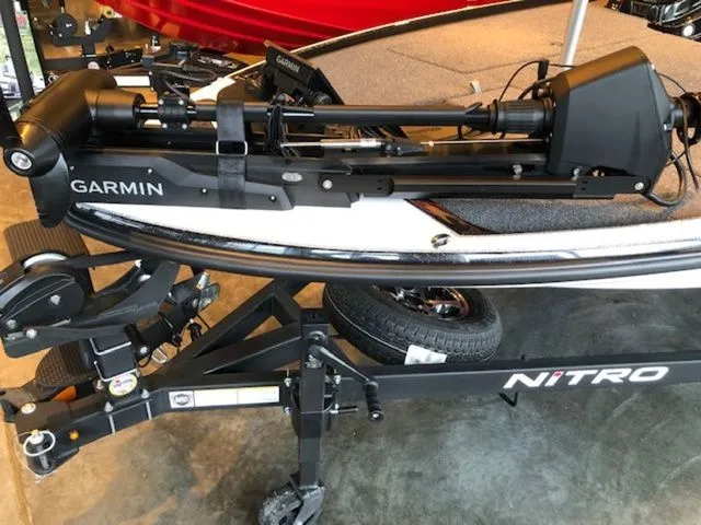 Slide: The Image of Garmin equipment on Nitro Z20 XL boat trailer, model 2026. - 5