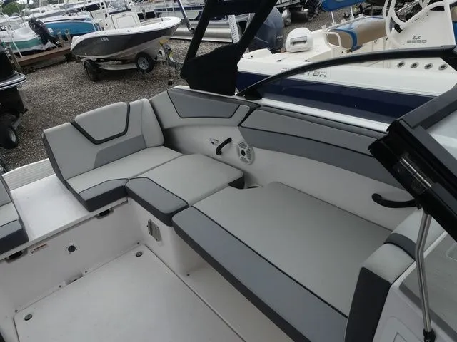 Slide: The Image of Yamaha AR220 2023 - 19