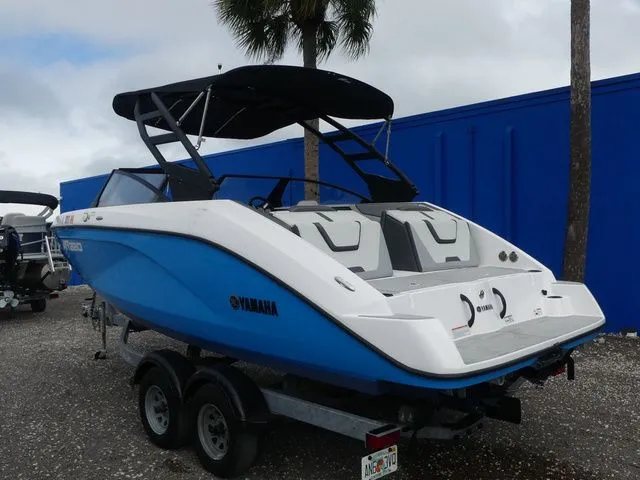 Slide: The Image of Yamaha AR220 2023 - 6