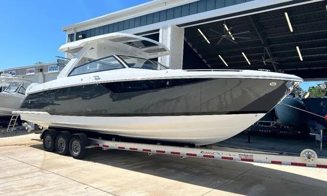 The Image of Cobalt R35 2024 - 1