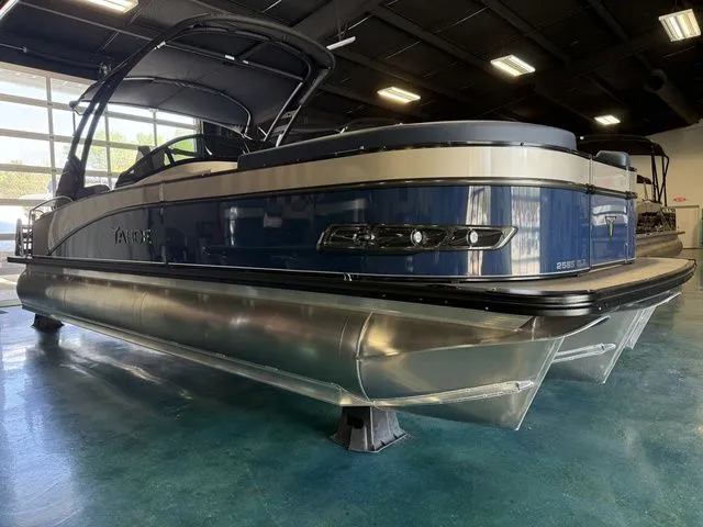 Slide: The Image of Tahoe Cascade - Quad Lounger Shift Windshield 2026 - 3