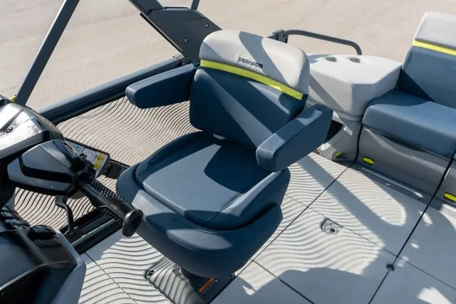 Slide: The Image of Sea-Doo Switch Cruise 21 2024 - 7