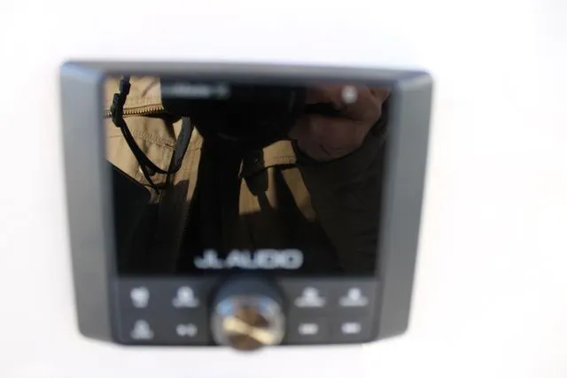 Slide: The Image of Pioneer 220 Bay Sport 2026 - 23