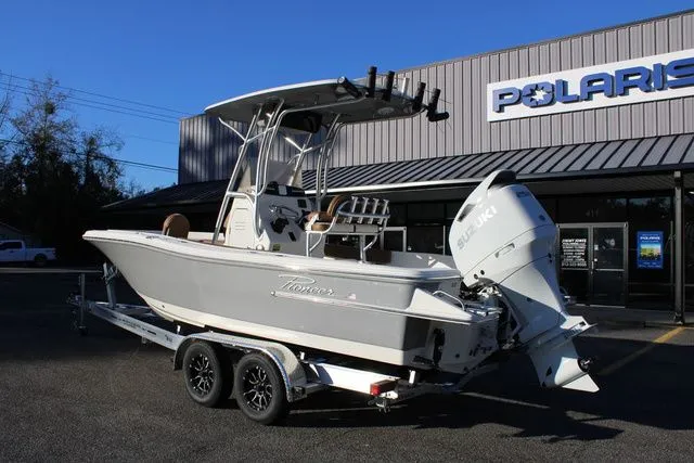 Slide: The Image of Pioneer 220 Bay Sport 2026 - 3