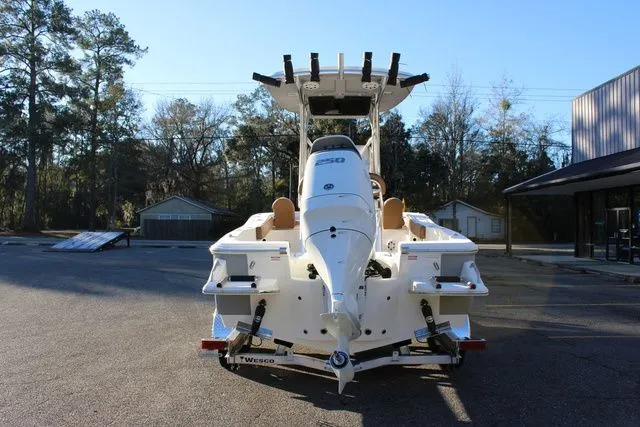 Slide: The Image of Pioneer 220 Bay Sport 2026 - 4