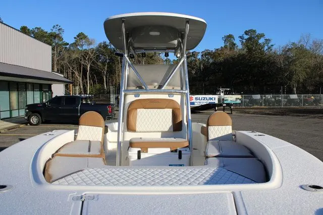 Slide: The Image of Pioneer 220 Bay Sport 2026 - 9