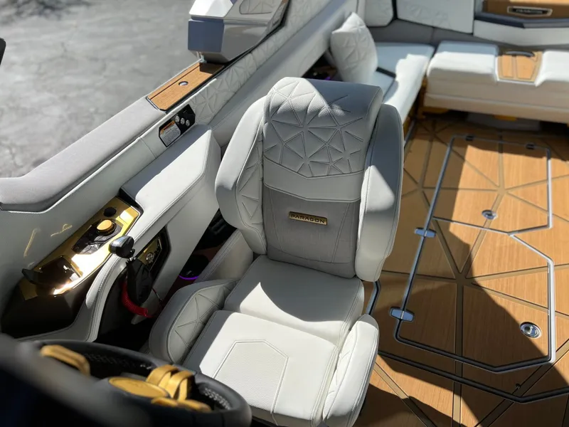 Slide: The Image of Nautique Super Air Nautique G25 Paragon 2026 - 35