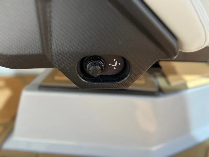 Slide: The Image of Nautique Super Air Nautique G25 Paragon 2026 - 43