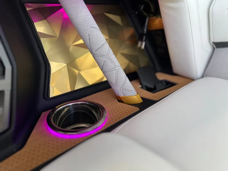 Slide: The Image of Nautique Super Air Nautique G25 Paragon 2026 - 45