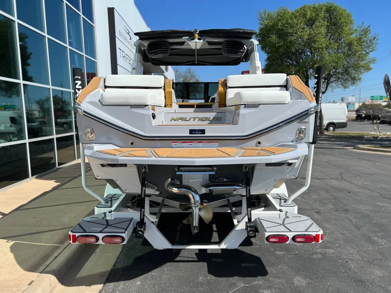 Slide: The Image of Nautique Super Air Nautique G25 Paragon 2026 - 5